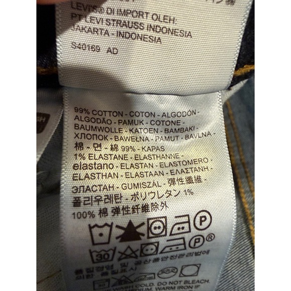 Levi's 550 Relaxed Fit Jeans Mens Size W44 L34 Dark Wash Denim Blue - Picture 4 of 11